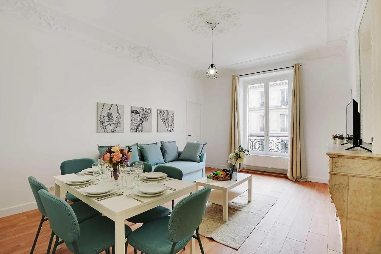 Magnificent Flat - 3Br-8P - Montorgueil Apartment Paris France